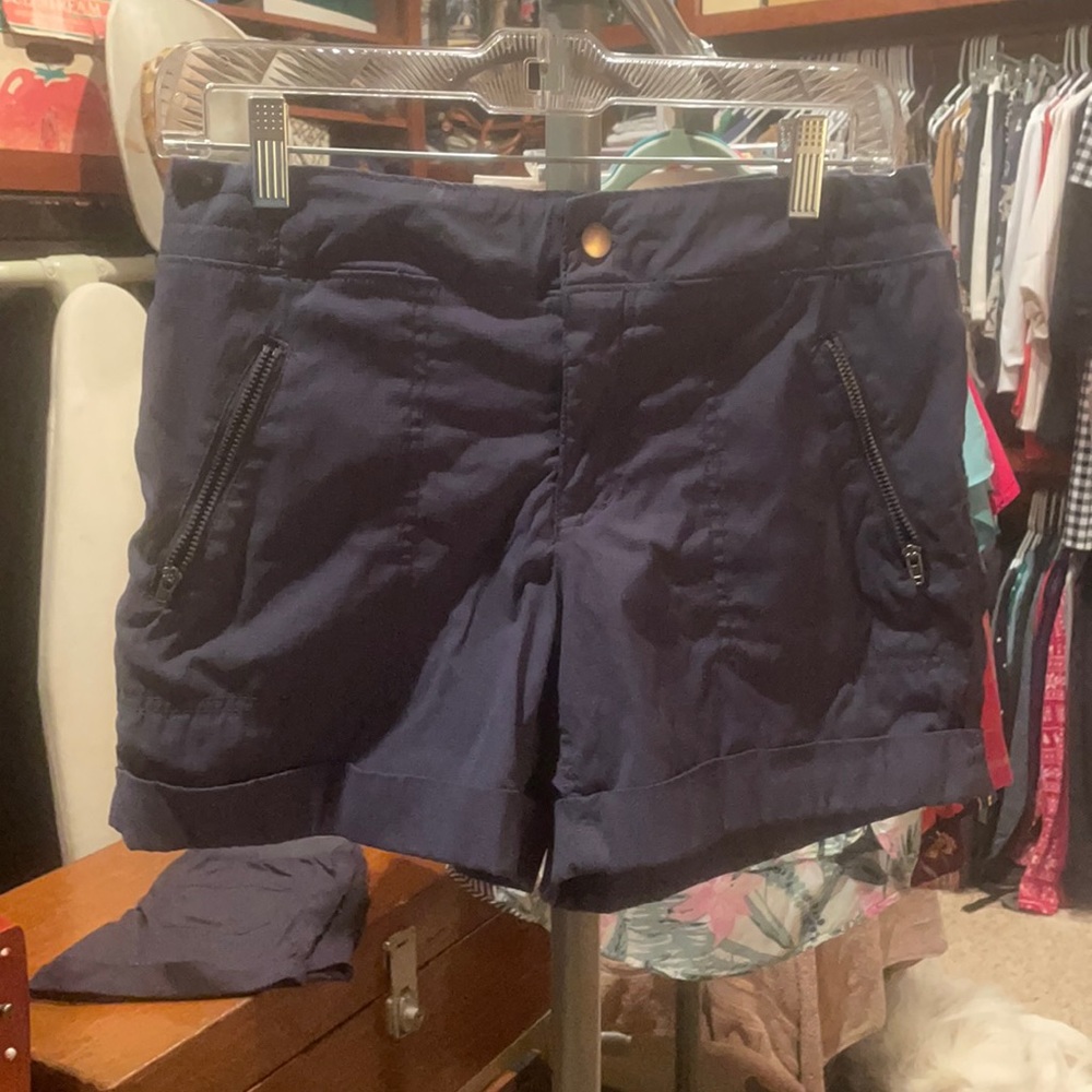 Te Verde Shorts Size Small